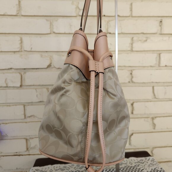 Euc Coach Signature C's Tan & Beige Satchel Purse Large - Picture 7 of 14